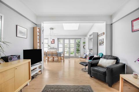 4 bedroom end of terrace house for sale, Leconfield Avenue, Barnes, London, SW13