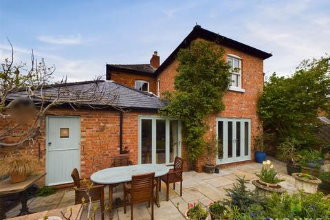 4 bedroom detached house for sale, Montague Place, Belle Vue, Shrewsbury