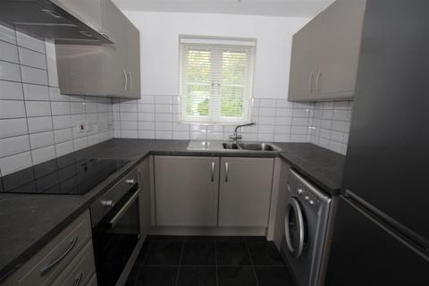 1 bedroom property to rent, Rowsby Court, Pontprennau, Cardiff