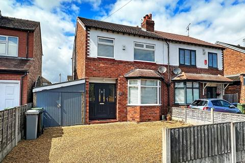 3 bedroom semi-detached house for sale, Hawthorn Avenue, Timperley
