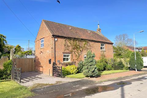 3 bedroom barn conversion for sale, Old Epperstone Road, Lowdham
