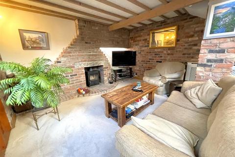 3 bedroom barn conversion for sale, Old Epperstone Road, Lowdham
