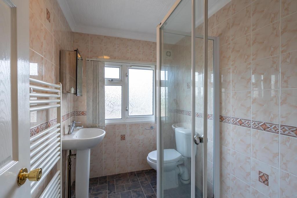 Shower Room.jpg