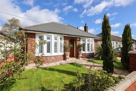 3 bedroom detached bungalow for sale, Heol Iestyn, Whitchurch, Cardiff