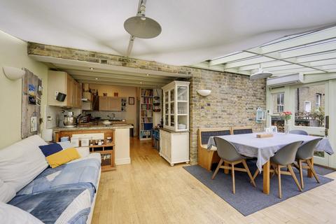 95 Broadfield Road, London, SE6 1NQ