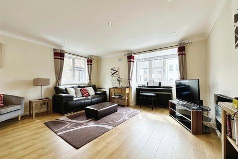 27 Grammar School Yard, Hull, HU1 1SE