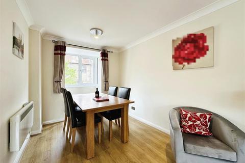 27 Grammar School Yard, Hull, HU1 1SE