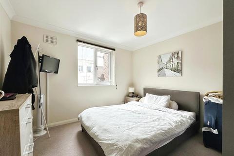 27 Grammar School Yard, Hull, HU1 1SE