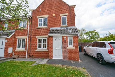 3 bedroom semi-detached house to rent, Chester Close, Ince, Wigan, WN3 4JP