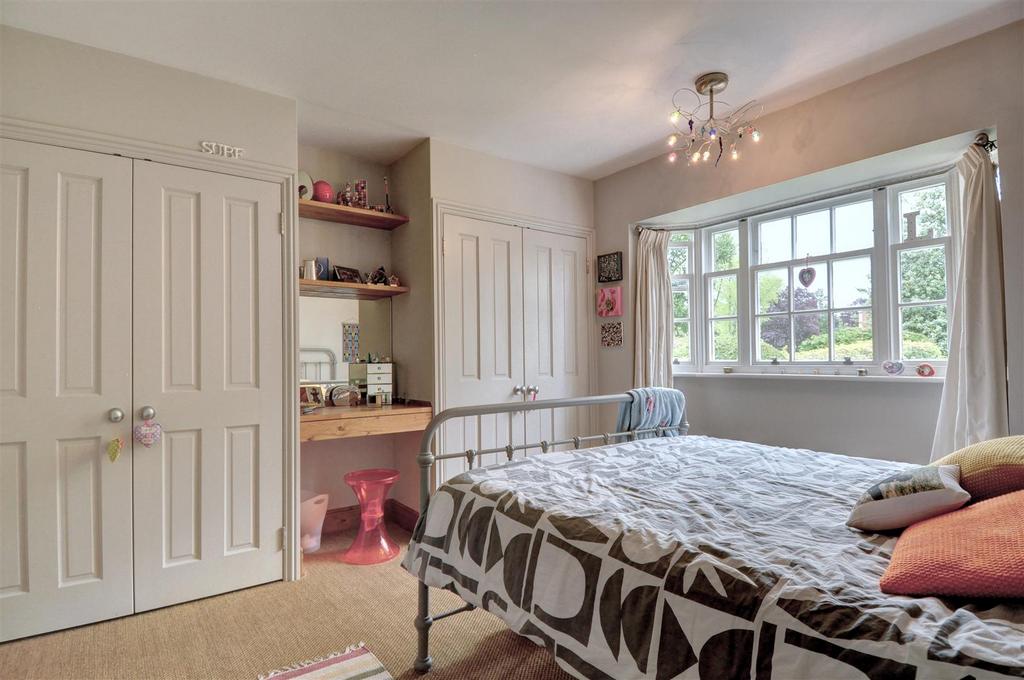 Bedroom 2 a.jpg