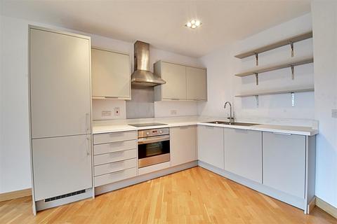 2 bedroom flat for sale, Elder Court, Hertford SG13