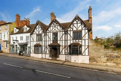 5 bedroom character property for sale, Jury Street, Warwick