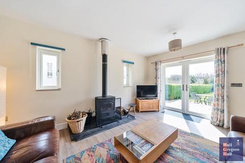 4 bedroom chalet for sale, 'Woodbury' Langton Matravers, Swanage