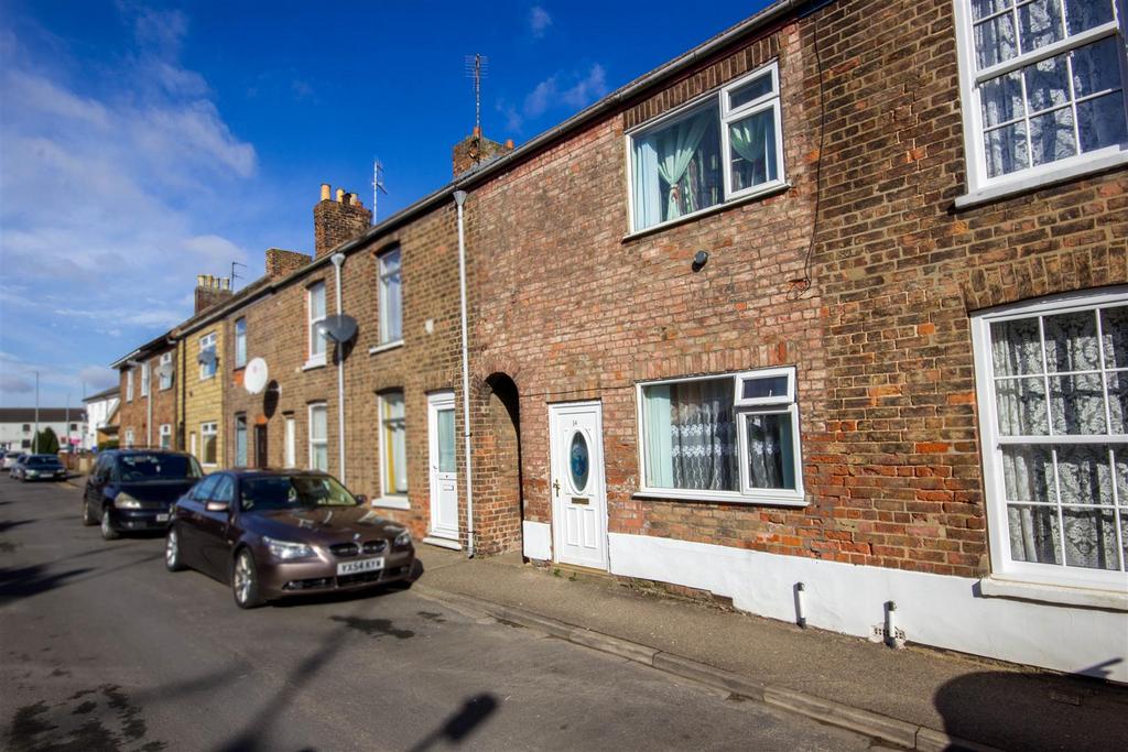 Wyberton Low Road, Boston 2 bed terraced house for sale £95,000