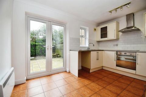 2 bedroom terraced house for sale, Lealholme Court, Howdale Road, Hull