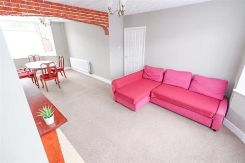 3 bedroom terraced house to rent, William Bristow Road, Coventry CV3