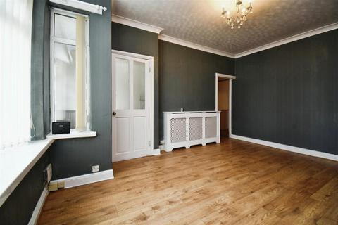 3 bedroom end of terrace house for sale, Rosedale Avenue, Hull