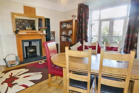 20 Maney Hill Road, Sutton Coldfield, B72 1JL
