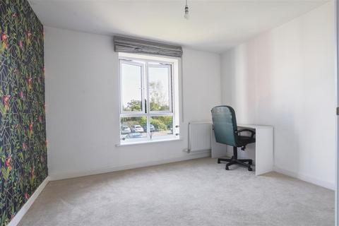 2 bedroom flat for sale, Brooklands Road, Bexhill-On-Sea
