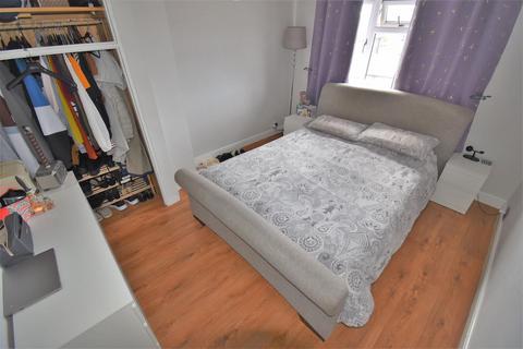 2 bedroom house for sale, East Street, Huddersfield HD3