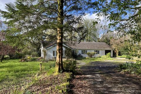 4 bedroom detached bungalow for sale, Salem, Llandeilo