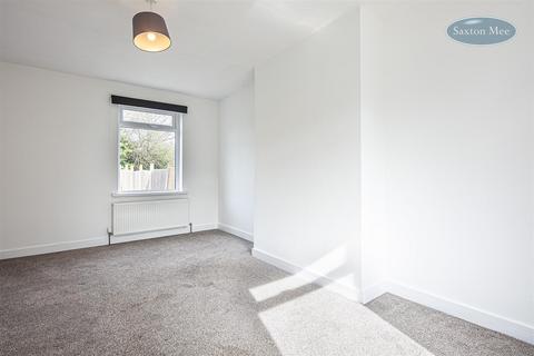 110 Oaks Fold Road, Sheffield, S5 0TG