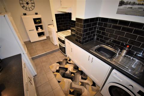 2 bedroom house for sale, Longwood Gate, Huddersfield HD3