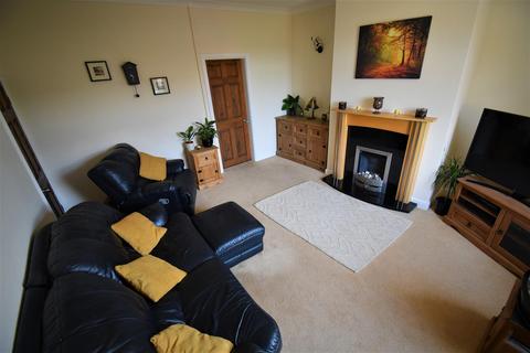 2 bedroom house for sale, Longwood Gate, Huddersfield HD3