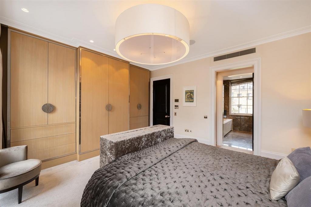 99 Eaton Terrace Hi 32.jpg