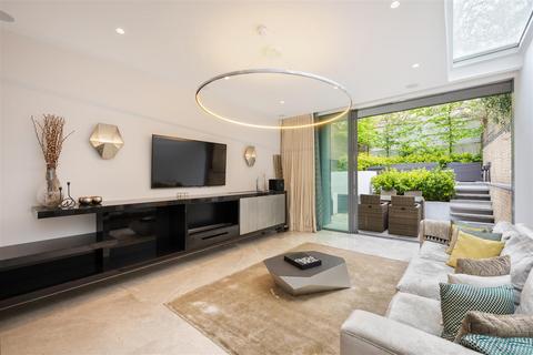 5 bedroom house for sale, Eaton Terrace, Belgravia SW1W