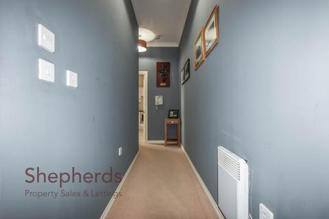 2 bedroom flat for sale, Clarence Lodge, Hoddesdon EN11
