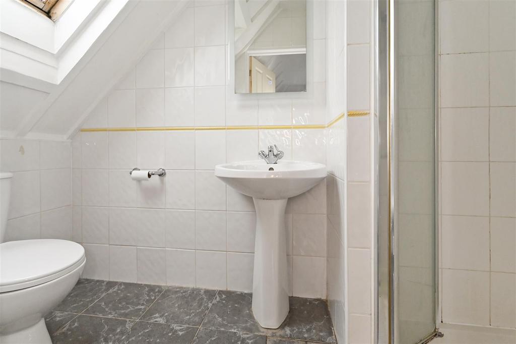 Top Floor En Suite