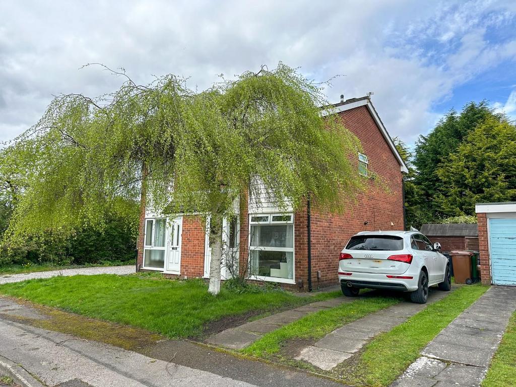 Harwood Road, Heaton Mersey, Stockport 2 bed semidetached house for