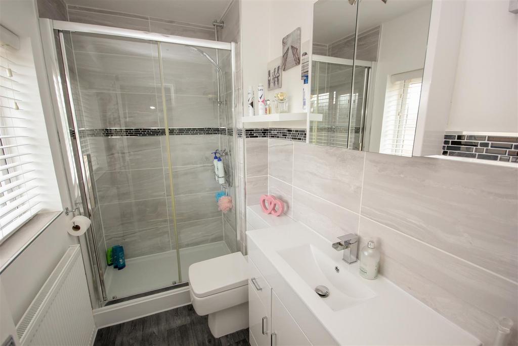 Ensuite.jpg