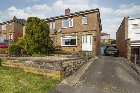 3 bedroom semi-detached house for sale, Birchington Avenue, Huddersfield HD3