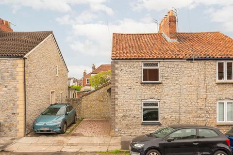 5 Bromley Road, Bristol, BS7 9JA