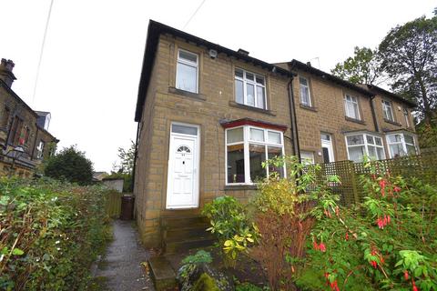 3 bedroom end of terrace house for sale, Thornfield Road, Huddersfield HD4