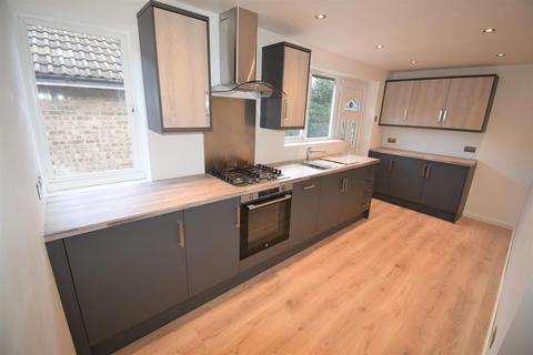 28 Long Ridge, Brighouse, HD6 3RZ