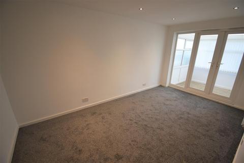 28 Long Ridge, Brighouse, HD6 3RZ