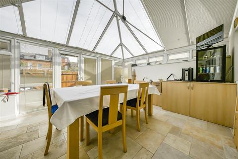 3 bedroom semi-detached house for sale, Clewer Fields, Windsor