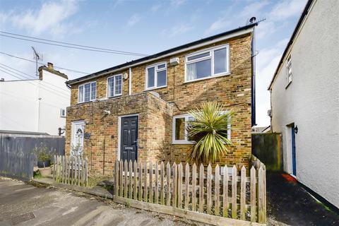 3 bedroom semi-detached house for sale, Clewer Fields, Windsor