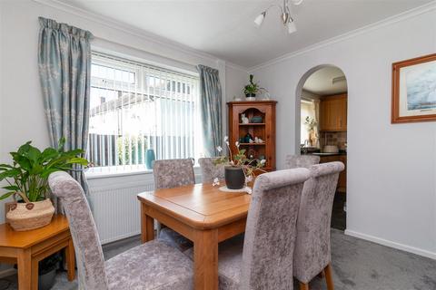 3 bedroom end of terrace house for sale, Farnborough Road, Clifton, Nottingham