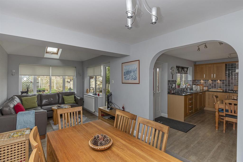 Dining/Sitting Room