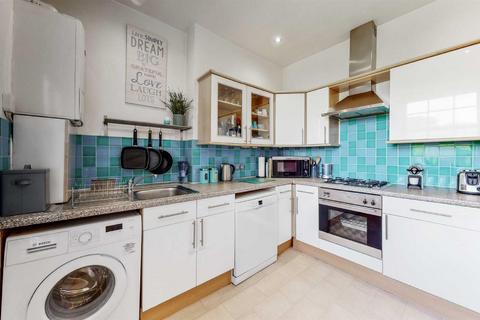 2 bedroom flat for sale, Lincoln House, Harrow On The Hill HA1