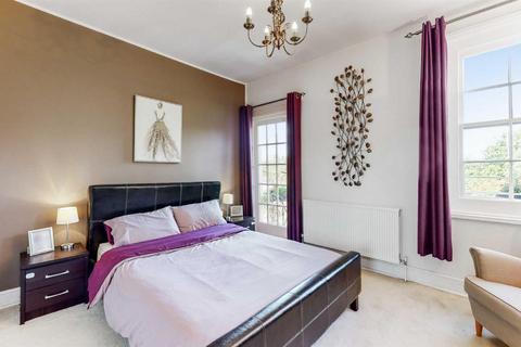 2 bedroom flat for sale, Lincoln House, Harrow On The Hill HA1