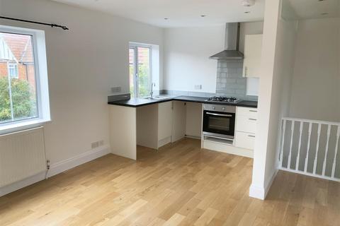 1 bedroom flat to rent, Landmead, Glastonbury