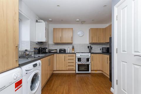undefined, Smithy Lane, Huddersfield HD5