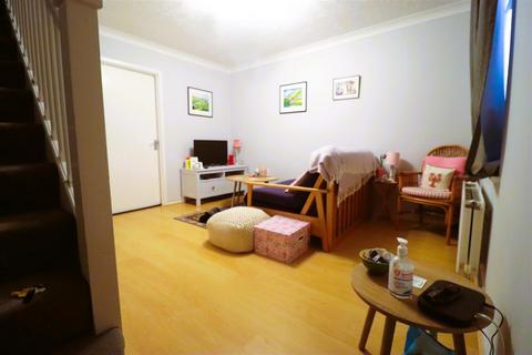 2 bedroom house to rent, Corsican Pine Close, Newmarket CB8