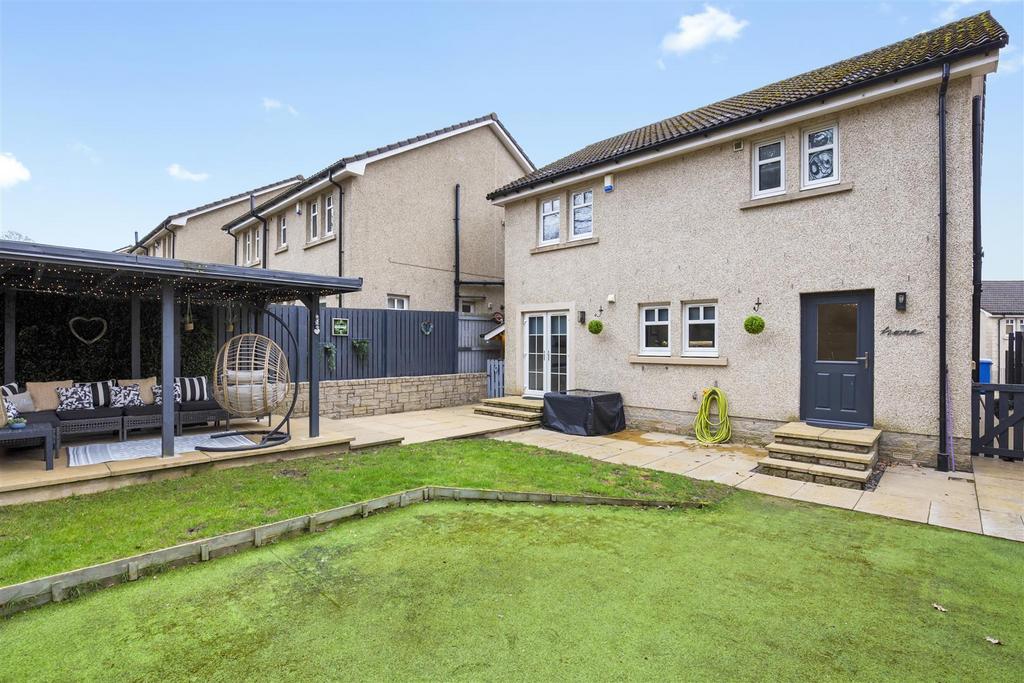 44 Clover Way1.jpg