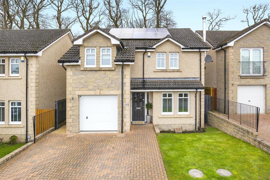 44 Clover Way3.jpg